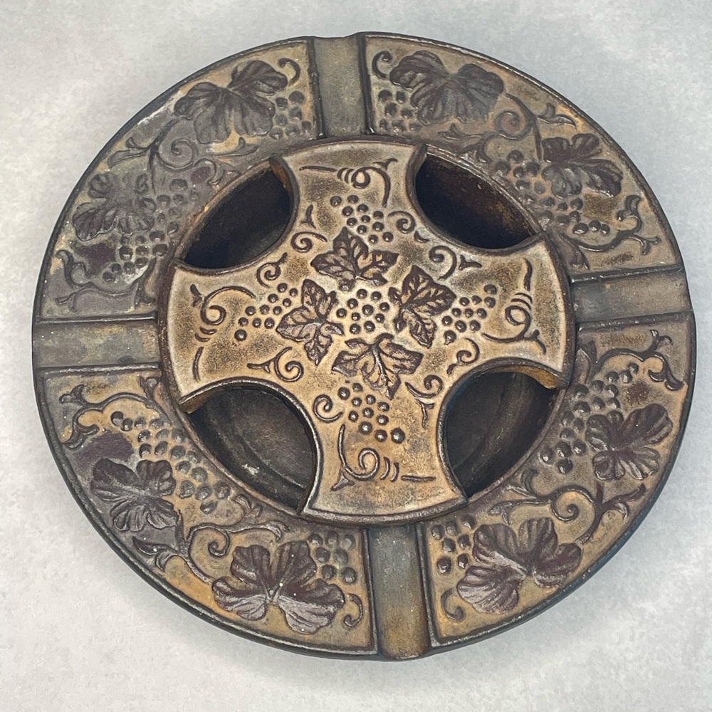 Vintage cast iron Asian Japanese Tobacco Ashtray - Ash Tray